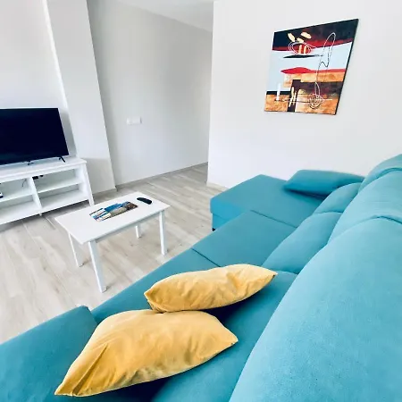 Apartamento De Obra Nueva Cerca De La Playa By Apartment El Medano (Tenerife)
